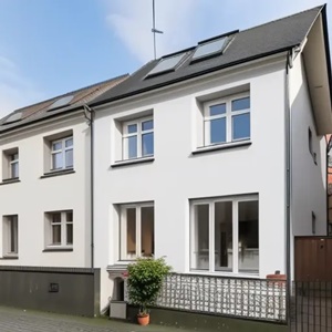 viel platz! zwei zusammen gelegte eigentumswohnungen mit insgesamt rund 111m² wohn- und nutzfläche in begehrter lage! Eigentumswohnung in Mitte Mülheim Haus Wohnung Kaufen Nordrhein-Westfalen